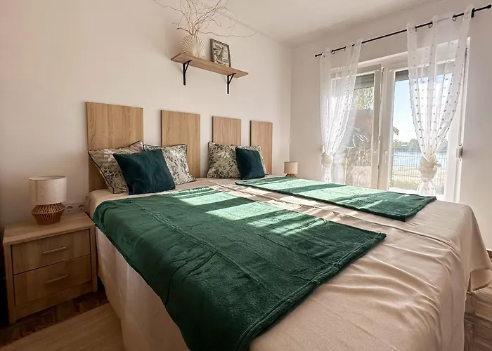 Duna Hangja Vendeghaz * Baja